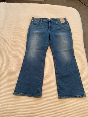 Madewell Flare Crop Jeans - Mid Wash